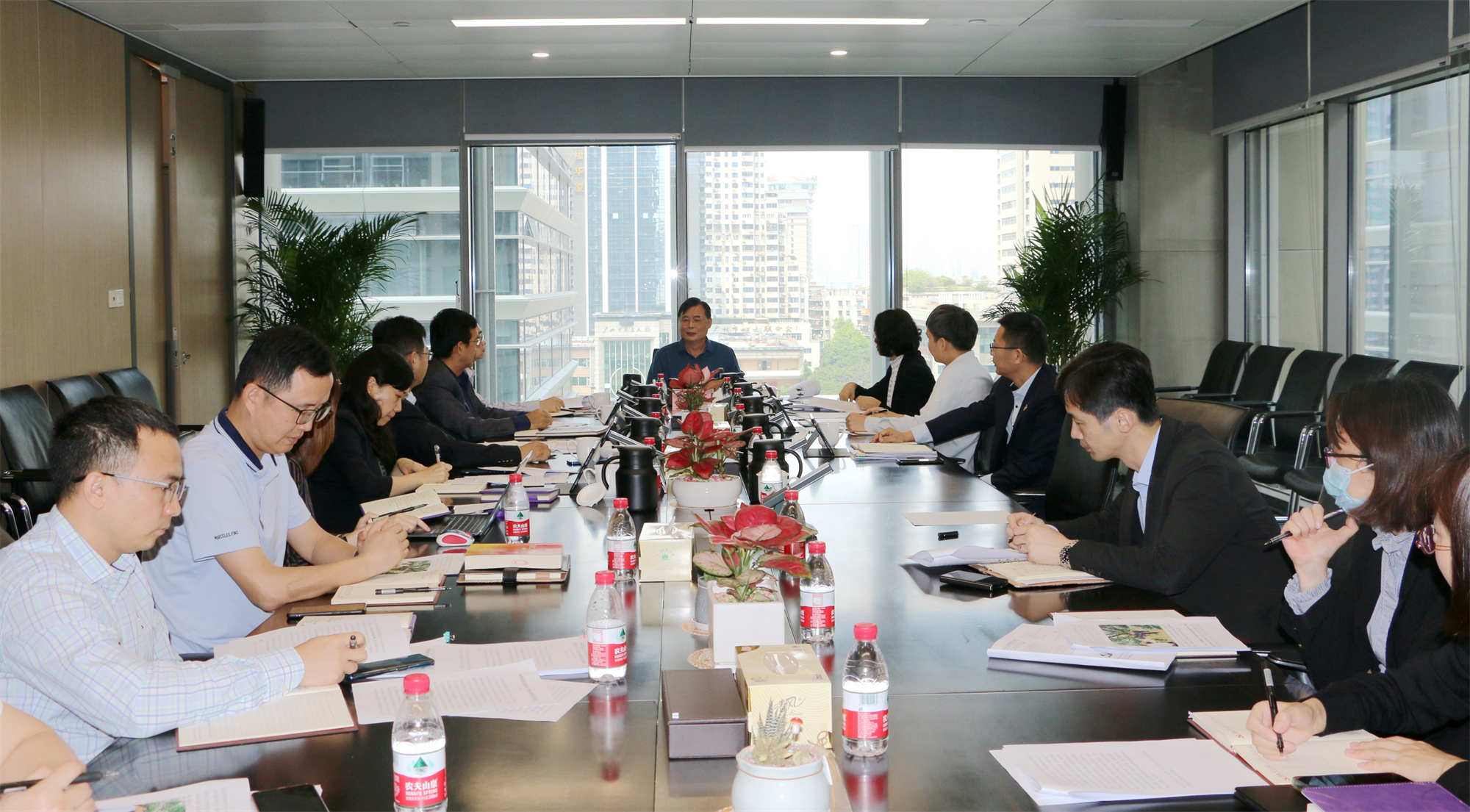 学习贯彻党的二十大精神 |?在效劳加速构建新生长名堂中推动广州极速28网集团高质量生长